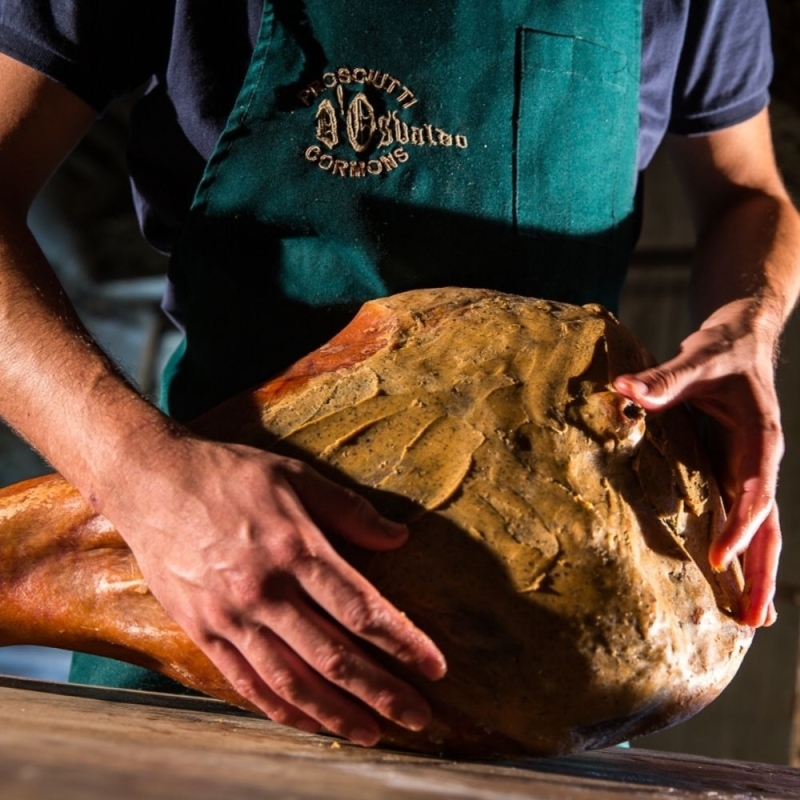Prosciutto leggermente affumicato - D'Osvaldo - Prosciutti - Bottega del Friuli