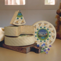 Montasio DOP Stravecchio - Latteria Ovaro
